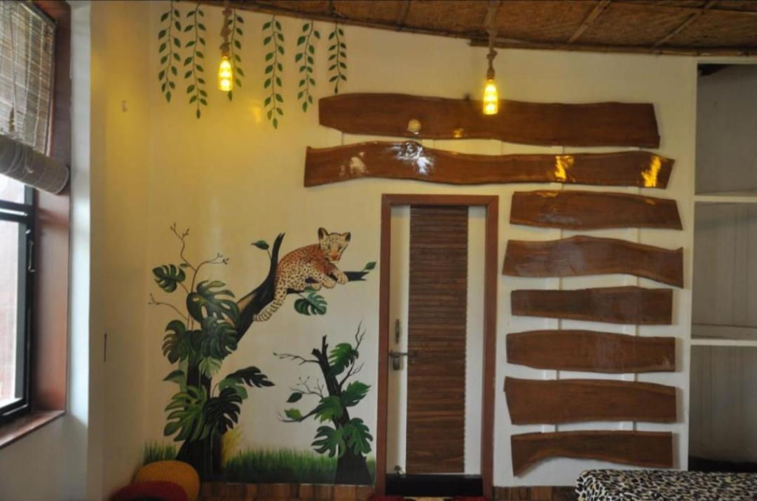 Leopard Farmhouse Mhow Eksteriør bilde